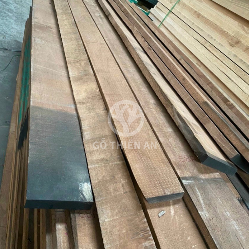 Gỗ ốc chó Walnut  4/4, 5/4, 6/4 8/4 1com & 2com